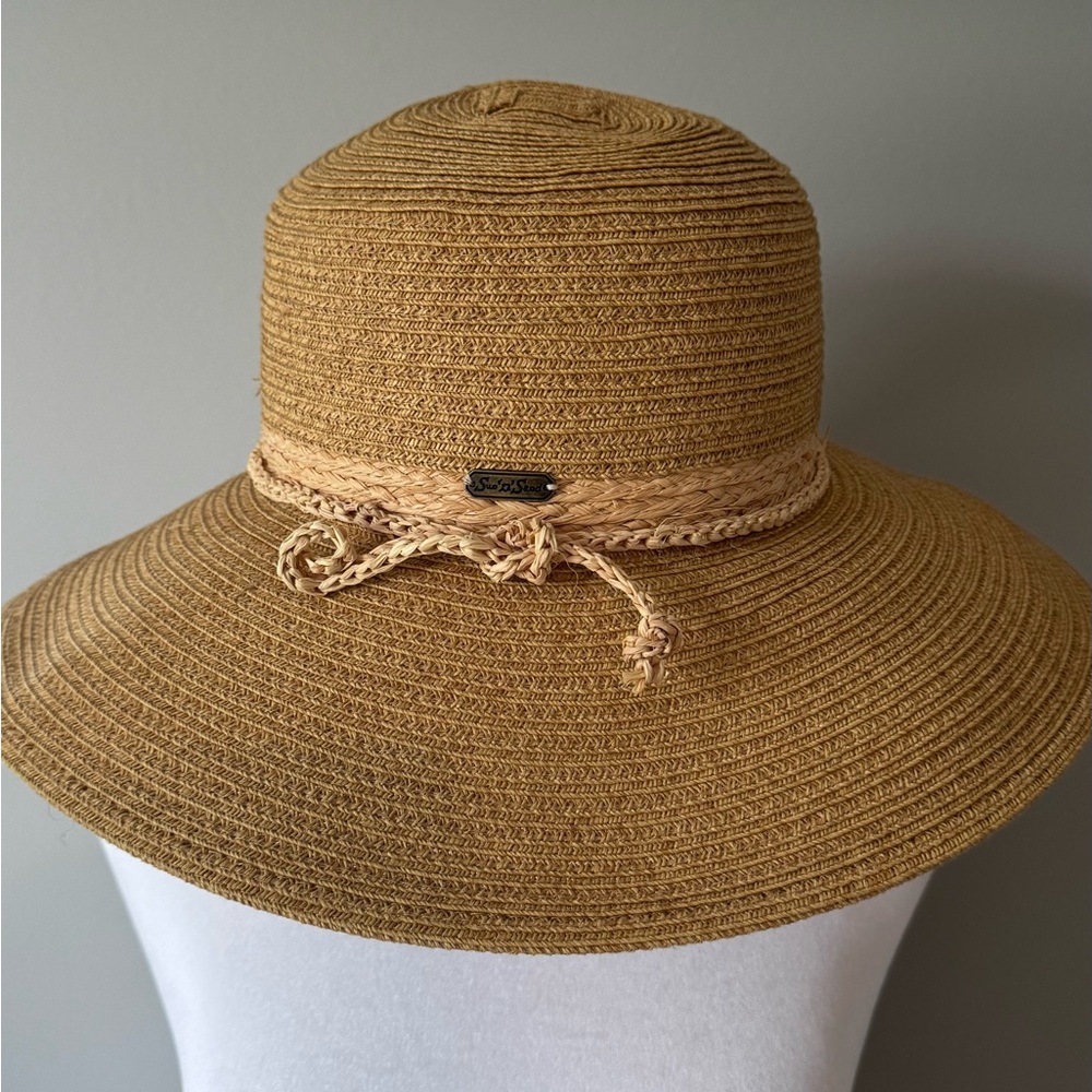 Women's Tan Wide Brim Hat